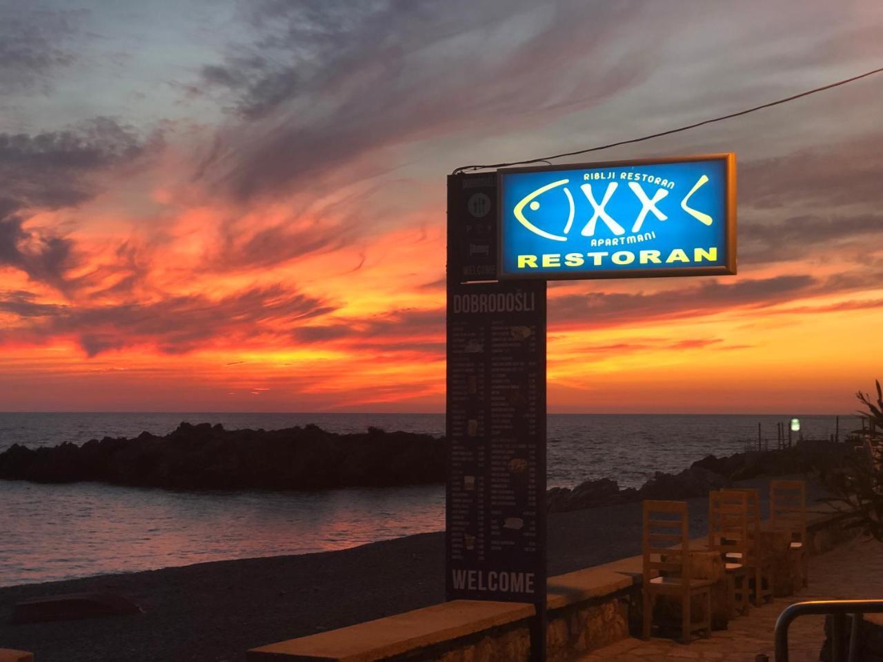 دوبرا فوفا Apart Hotel Xxl Lux المظهر الخارجي الصورة